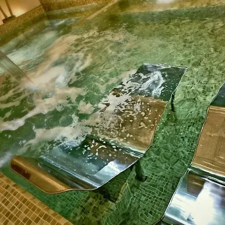 Lejlighed 5* Serviced Marbella