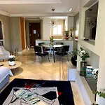 5* Serviced شقة *