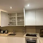 5* Serviced Apartment *