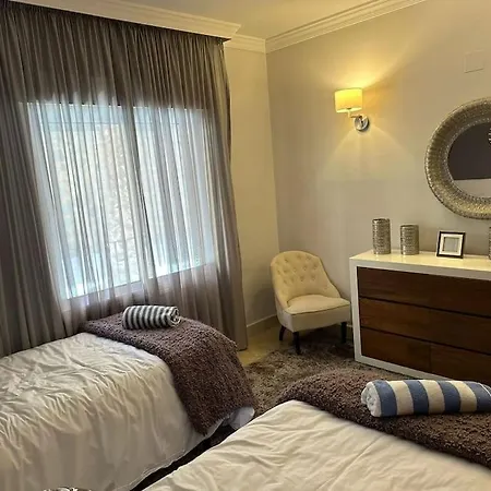 5* Serviced شقة *