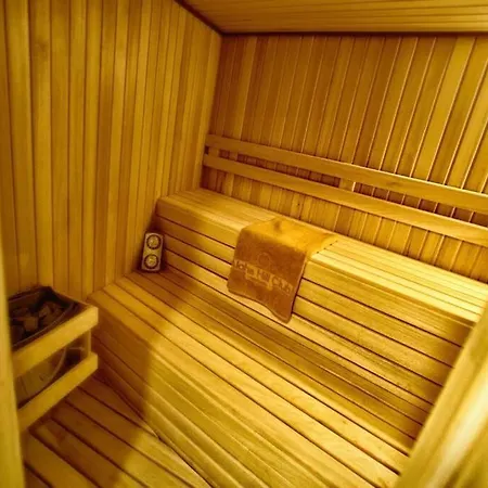 5* Serviced شقة ماربيا