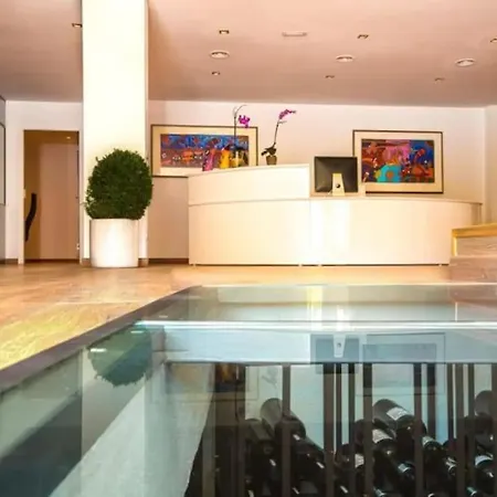 5* Serviced Апартаменты Марбелья