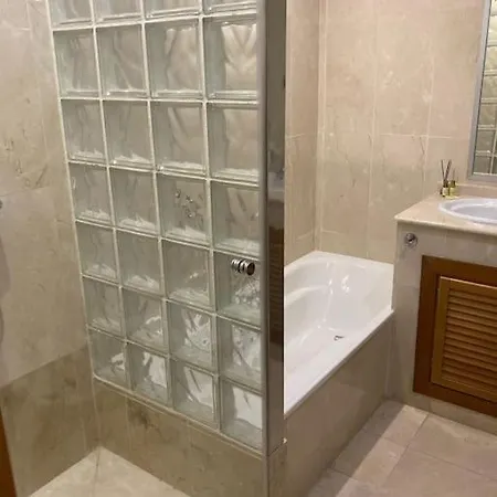 5* Serviced *