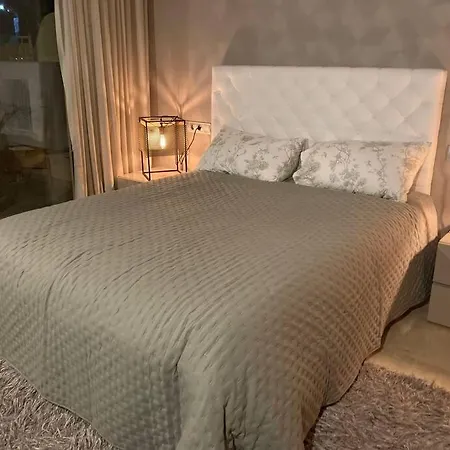5* Serviced