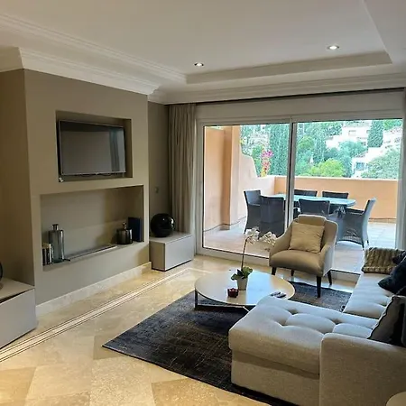 Daire 5* Serviced Marbella